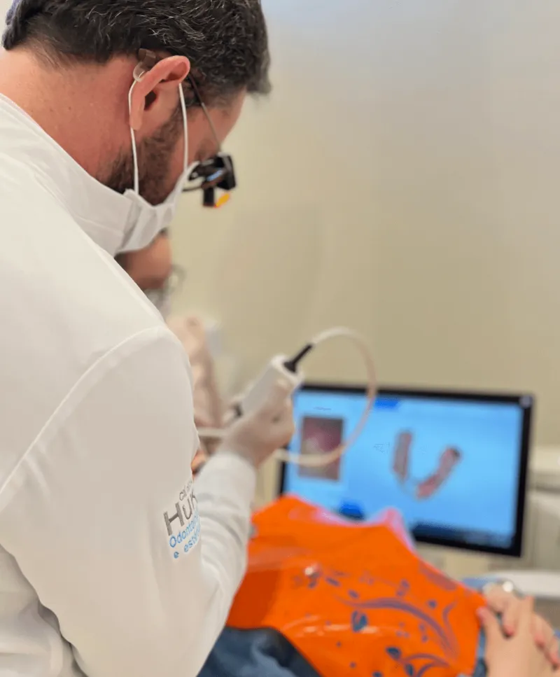 Escaneamento intraoral digital na Clínica Huk